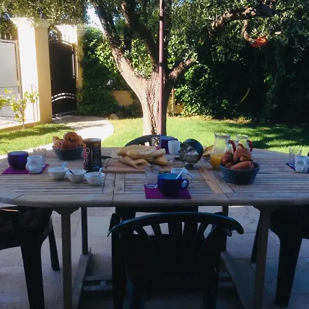 Bed & Breakfast D Hotes Violetta